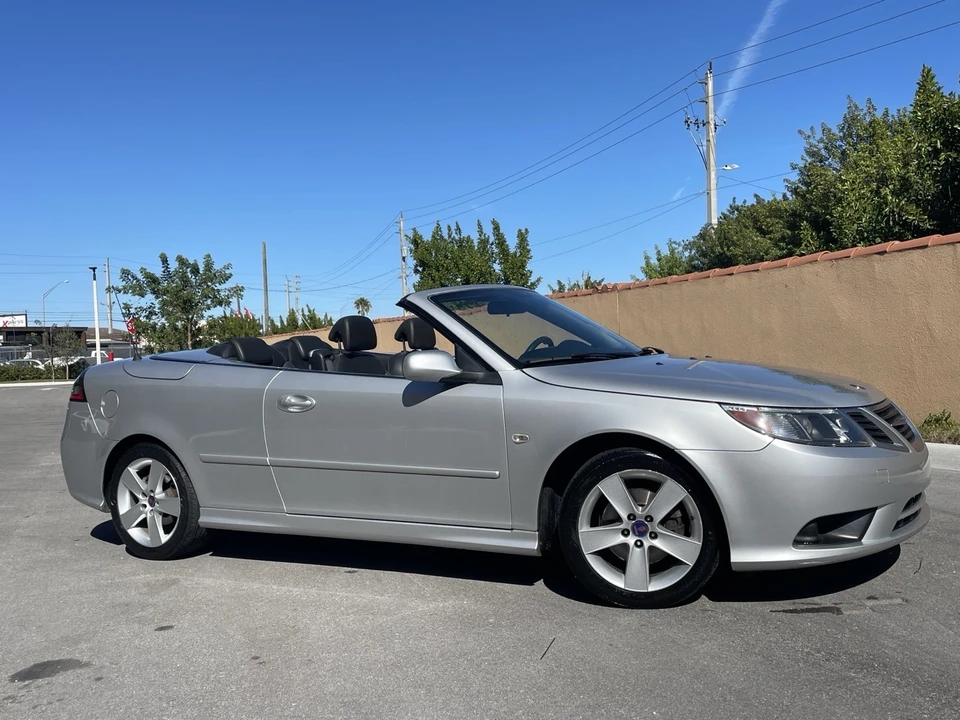 2011 Saab 9-3 2nd Gen - Image 2 of 31