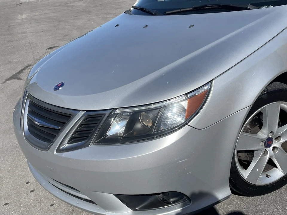 2011 Saab 9-3 2nd Gen - Image 15 of 31