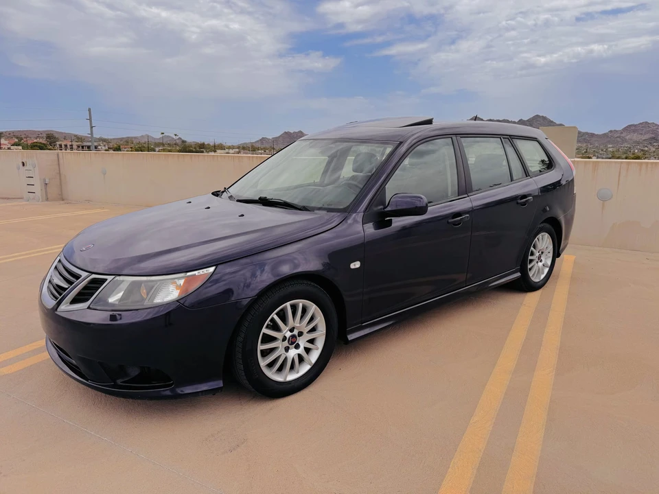 2011 Saab 9-3 2nd Gen - Image 4 of 31