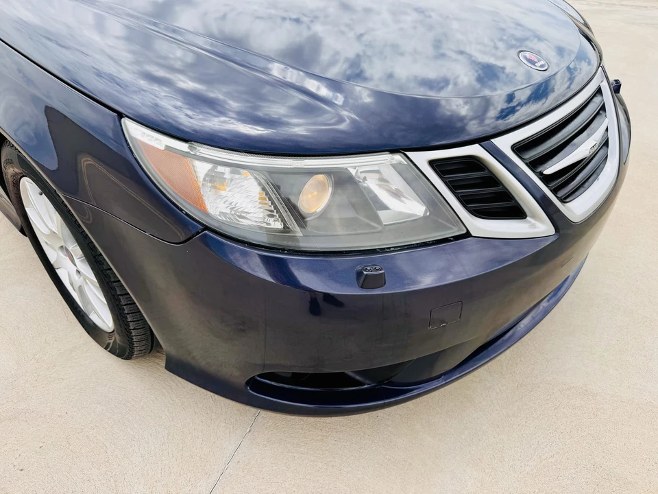 2011 Saab 9-3 2nd Gen - Image 27 of 31