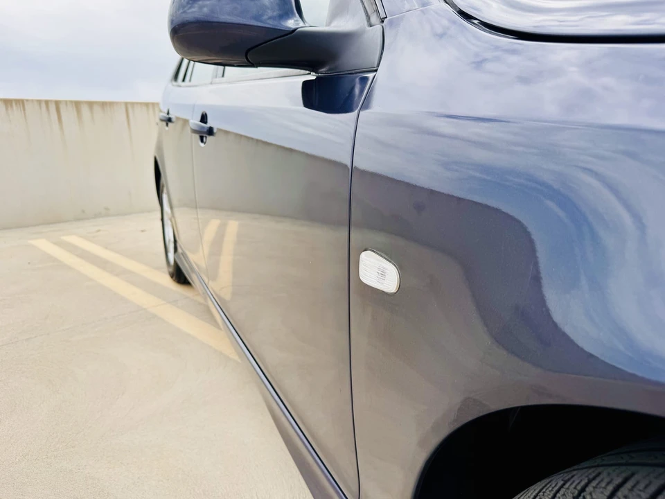 2011 Saab 9-3 2nd Gen - Image 28 of 31