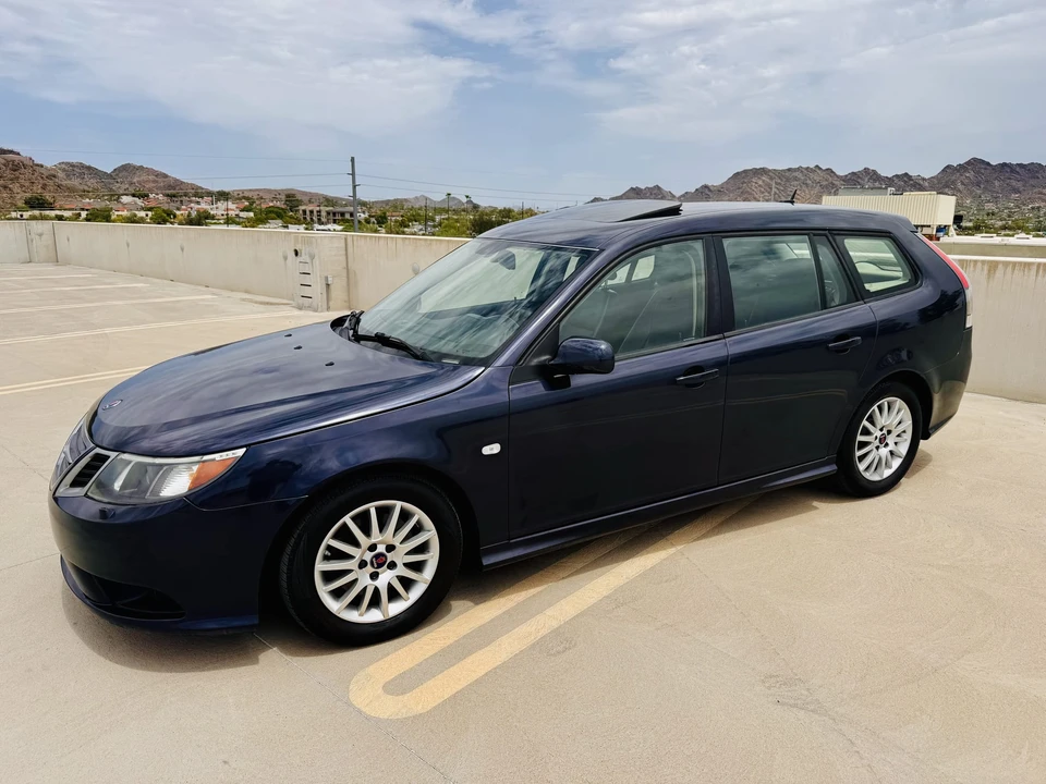 2011 Saab 9-3 2nd Gen - Image 5 of 31