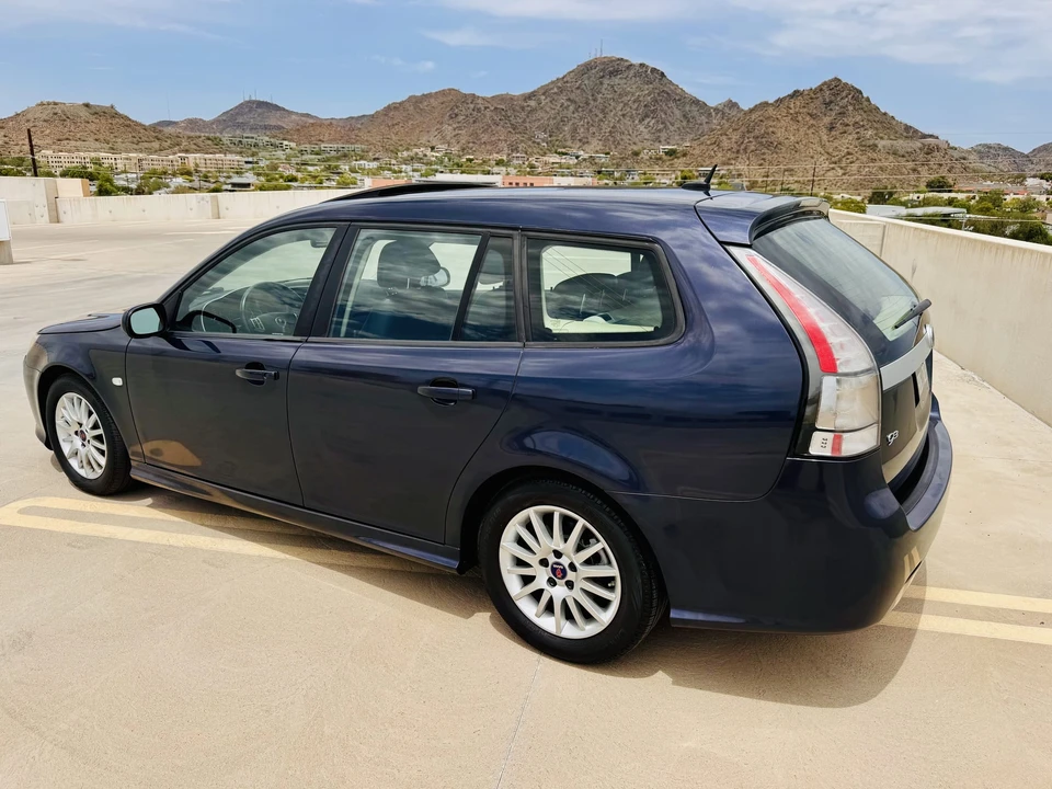 2011 Saab 9-3 2nd Gen - Image 9 of 31