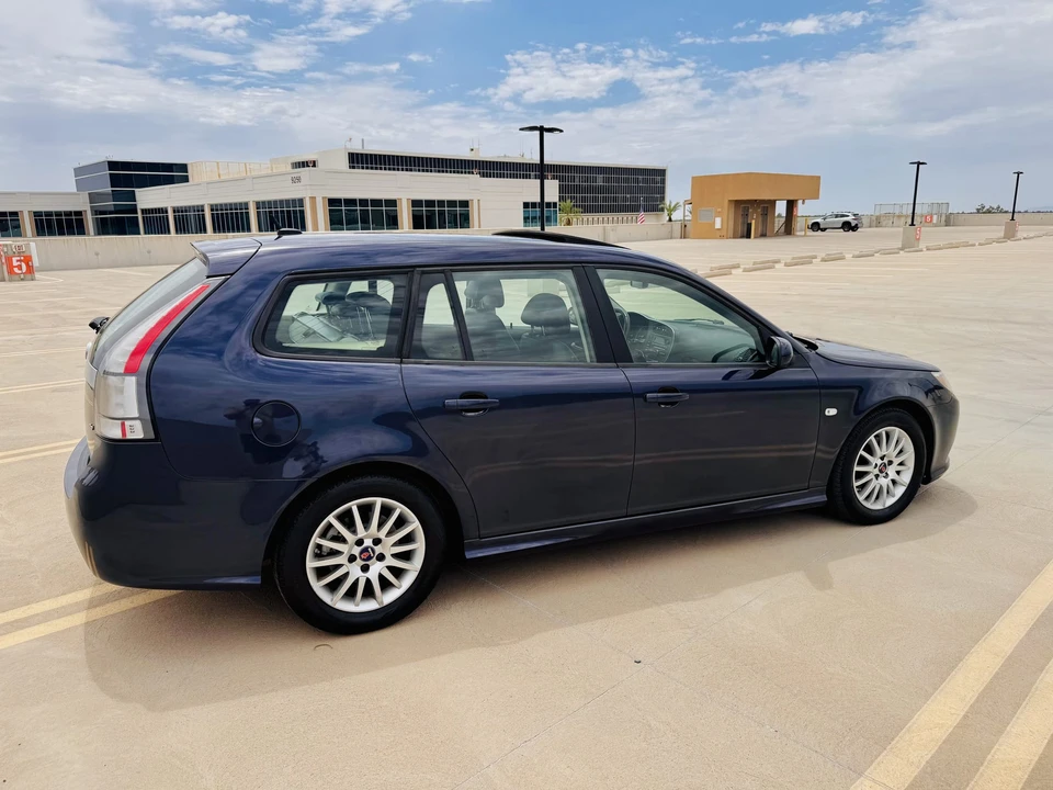 2011 Saab 9-3 2nd Gen - Image 19 of 31