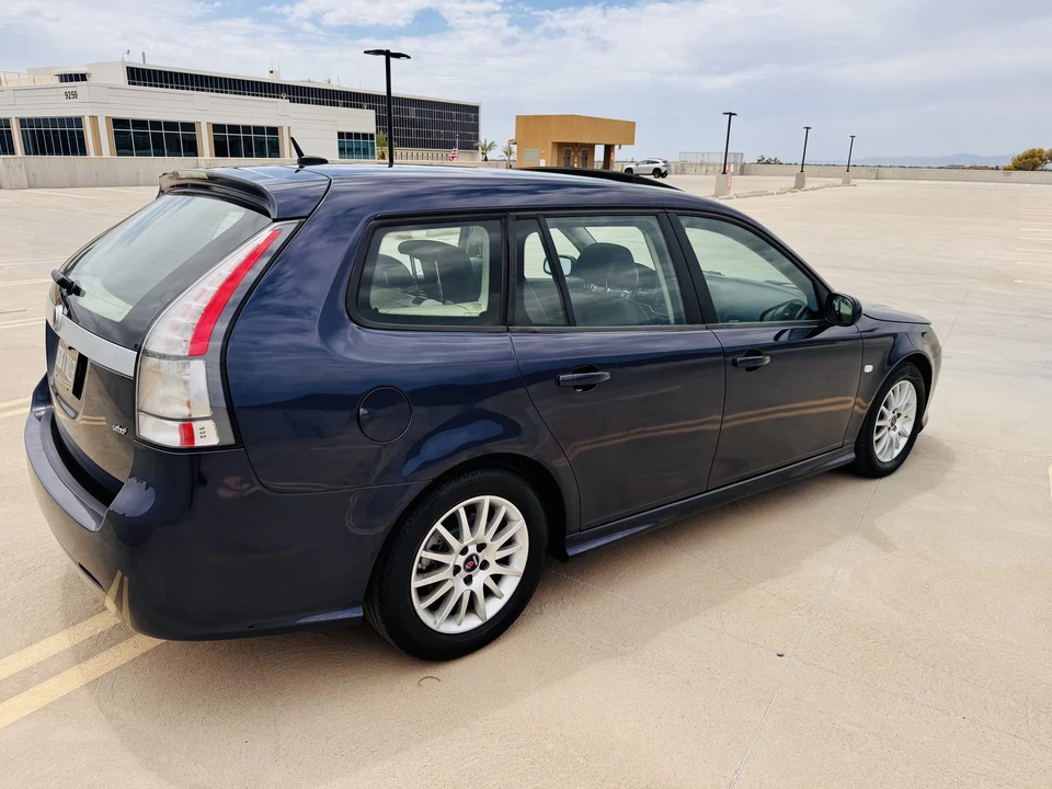 2011 Saab 9-3 2nd Gen - Image 16 of 31