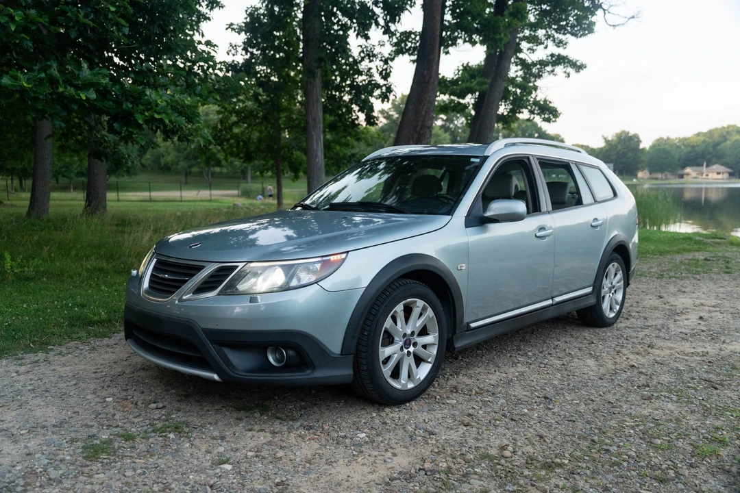 2011 Saab 9-3 2nd Gen - Image 13 of 31