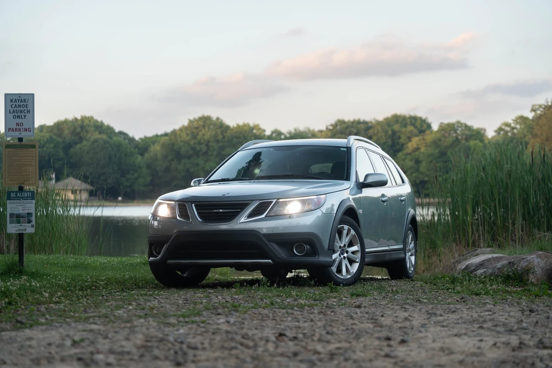 2011 Saab 9-3 2nd Gen - Image 4 of 31