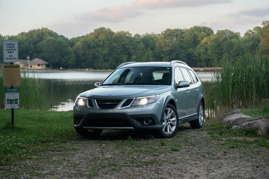 2011 Saab 9-3 2nd Gen - Image 5 of 31