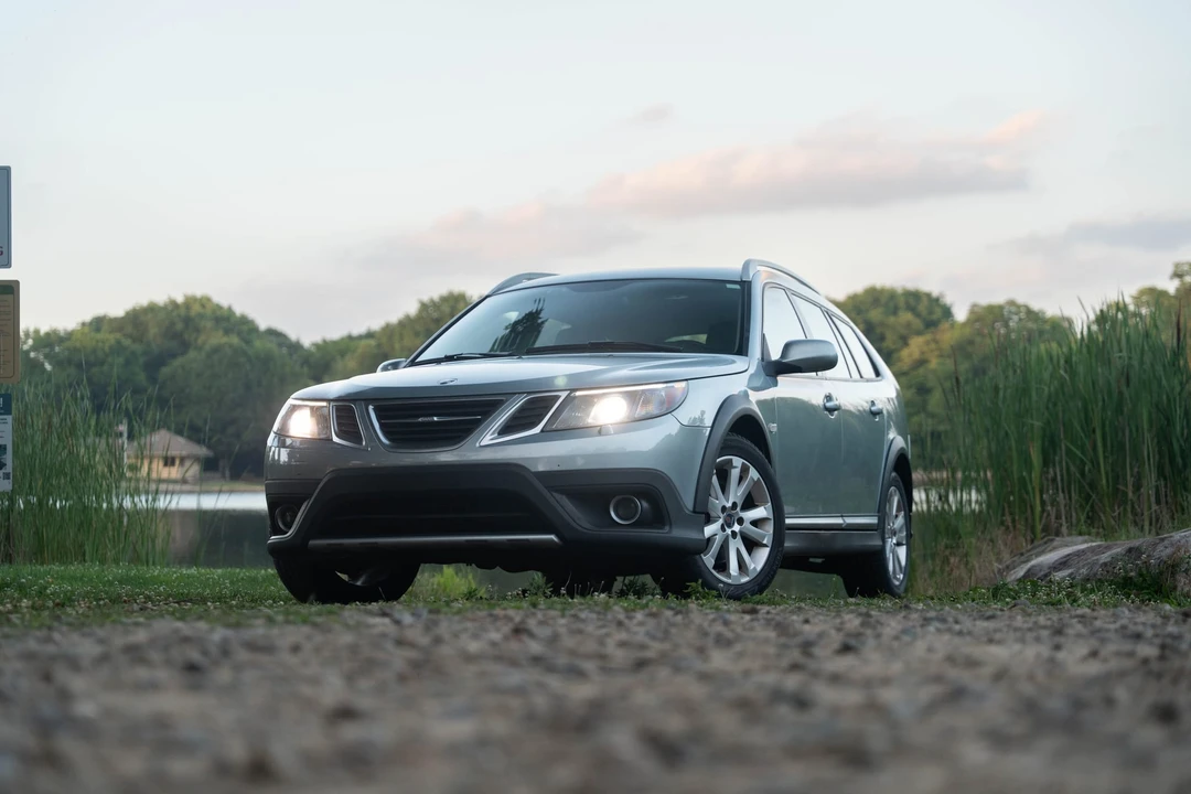 2011 Saab 9-3 2nd Gen - Image 3 of 31