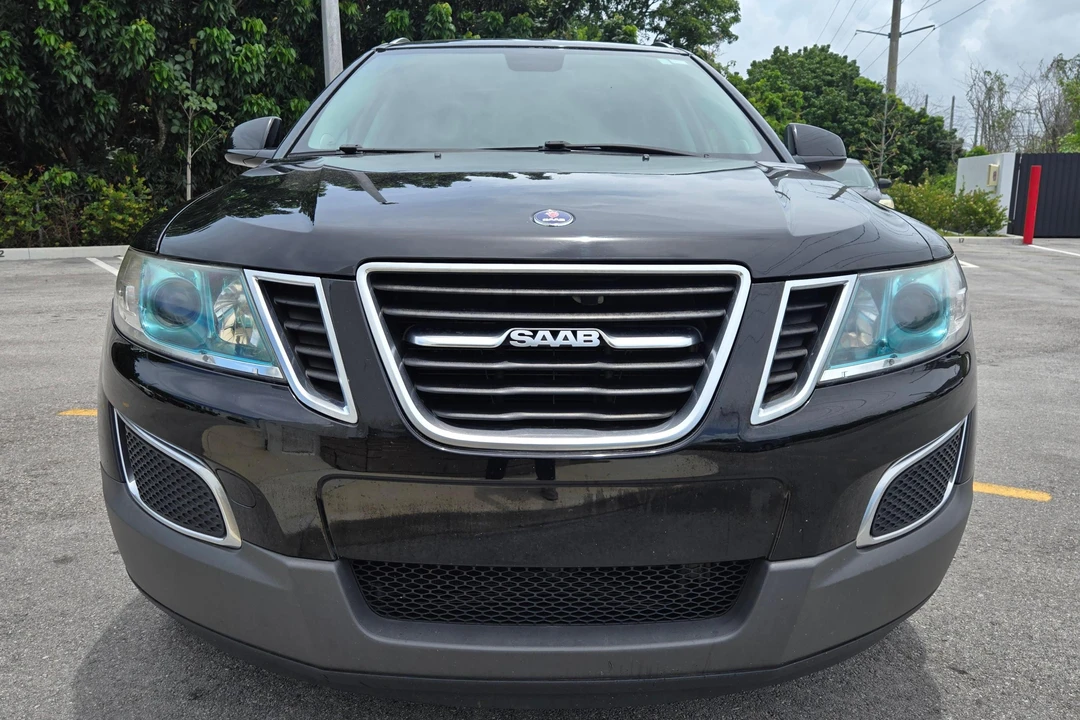 2011 Saab 9-4X - Image 2 of 31