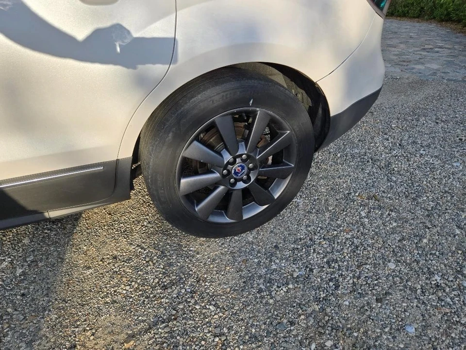 2011 Saab 9-4X - Image 16 of 21
