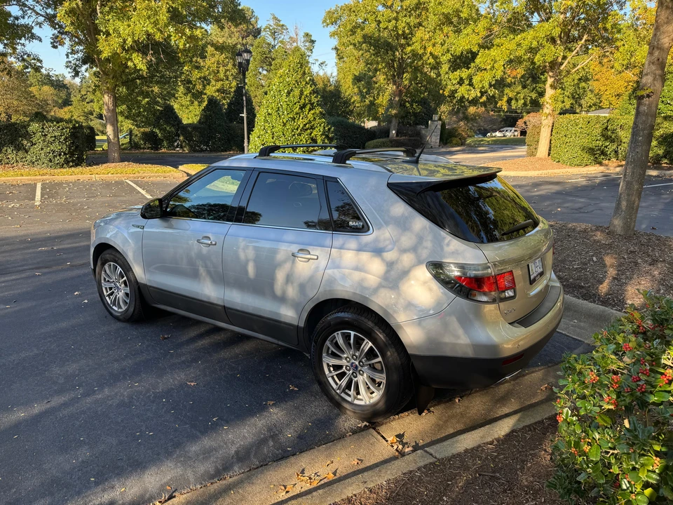 2011 Saab 9-4X - Image 9 of 31