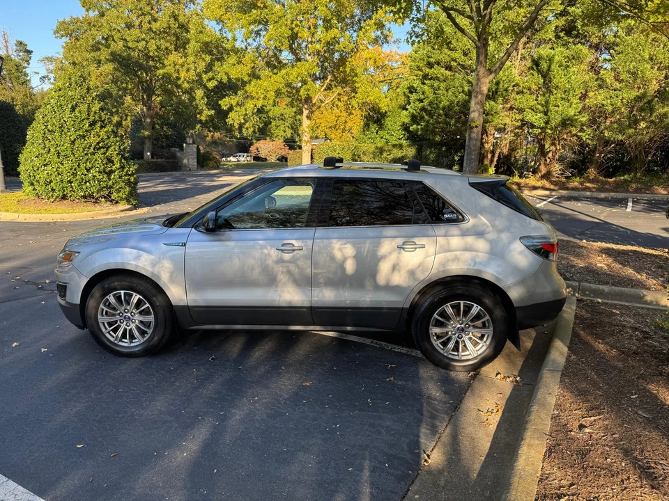 2011 Saab 9-4X - Image 8 of 31
