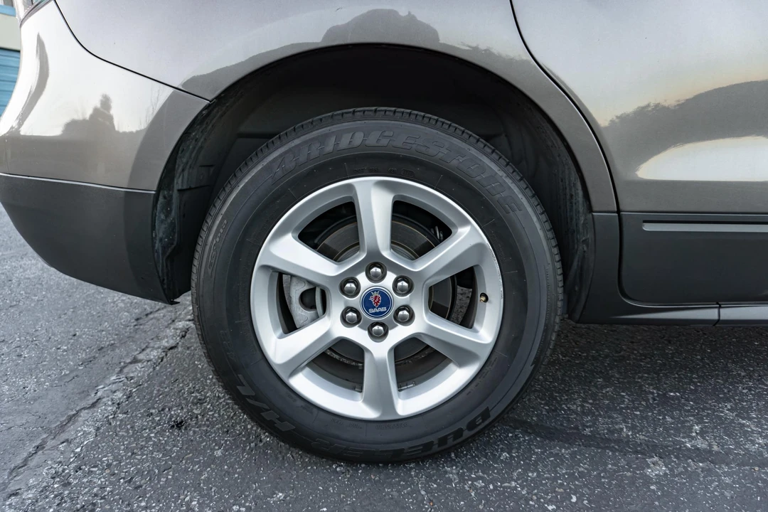 2011 Saab 9-4X - Image 17 of 31