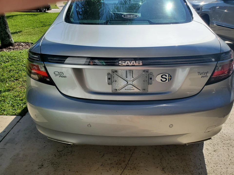 2011 Saab 9-5 2nd Gen - Image 17 of 31