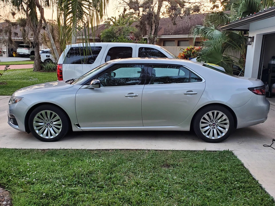 2011 Saab 9-5 2nd Gen - Image 7 of 31