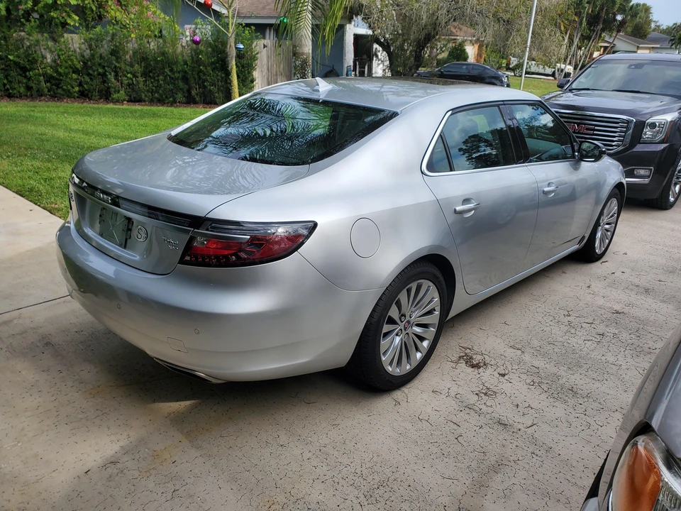 2011 Saab 9-5 2nd Gen - Image 9 of 31