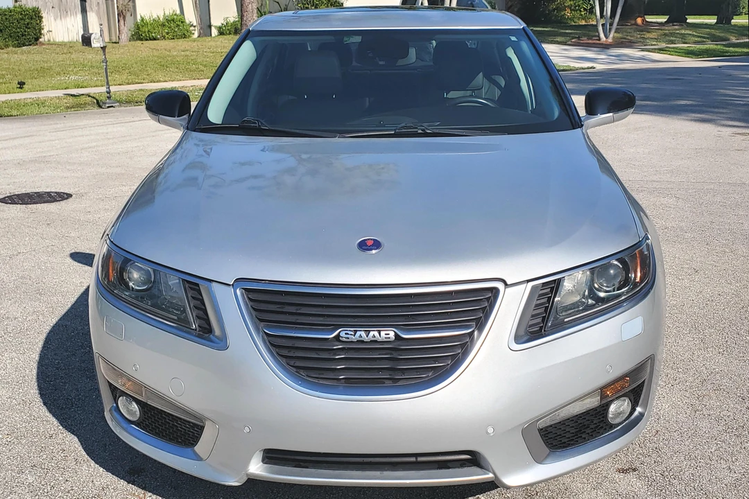2011 Saab 9-5 2nd Gen - Image 2 of 31