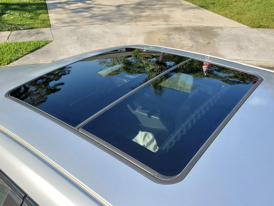 2011 Saab 9-5 2nd Gen - Image 16 of 31