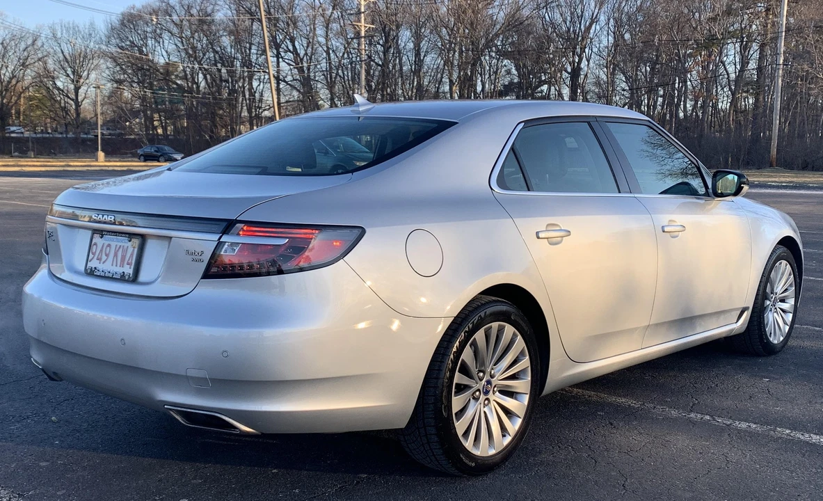 2011 Saab 9-5 2nd Gen - Image 3 of 6