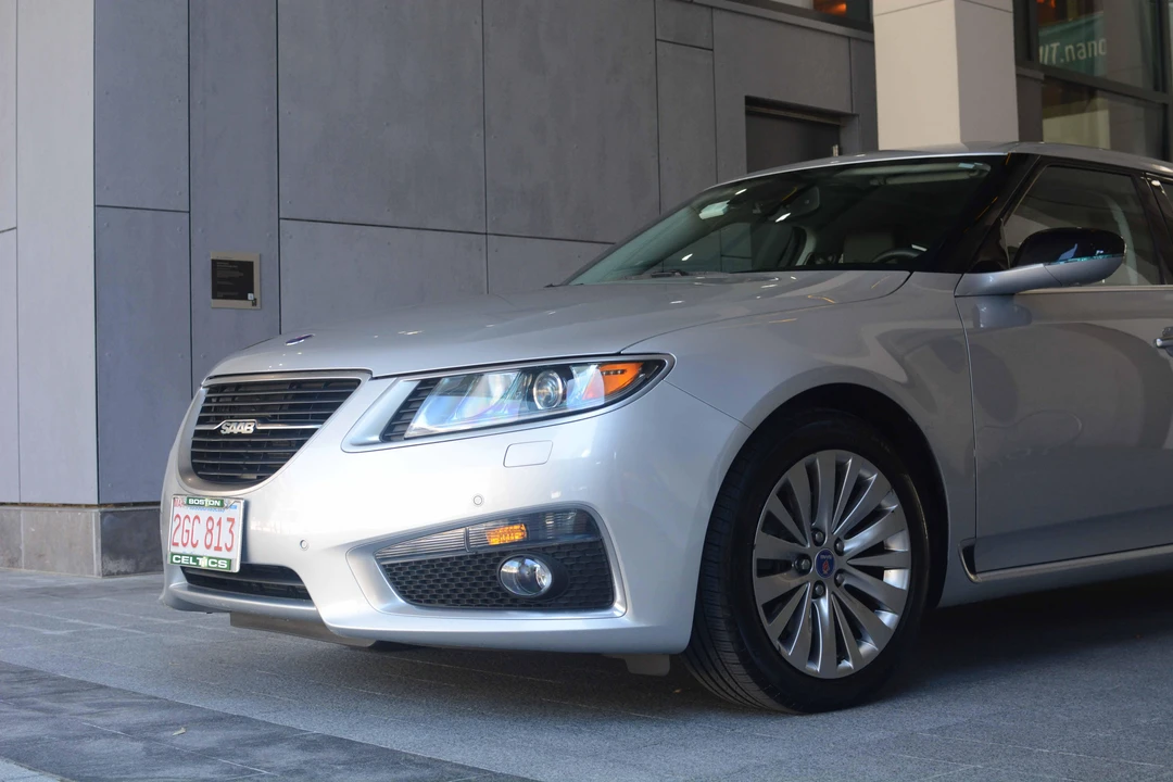 2011 Saab 9-5 2nd Gen - Image 10 of 29