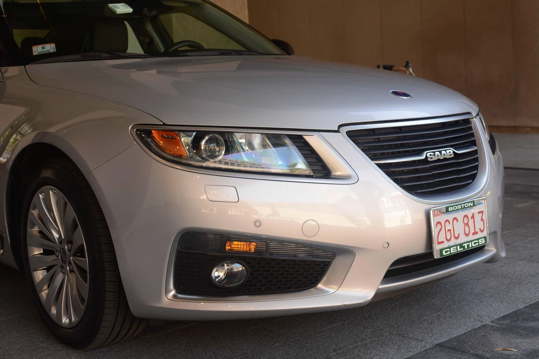 2011 Saab 9-5 2nd Gen - Image 17 of 29