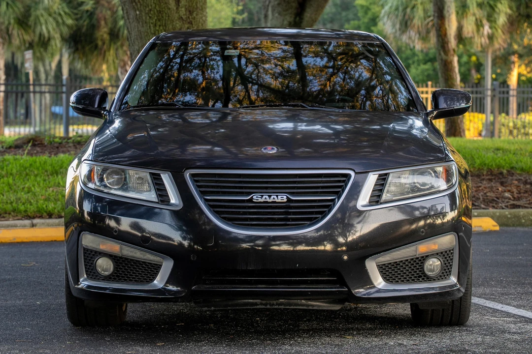2011 Saab 9-5 2nd Gen - Image 2 of 31