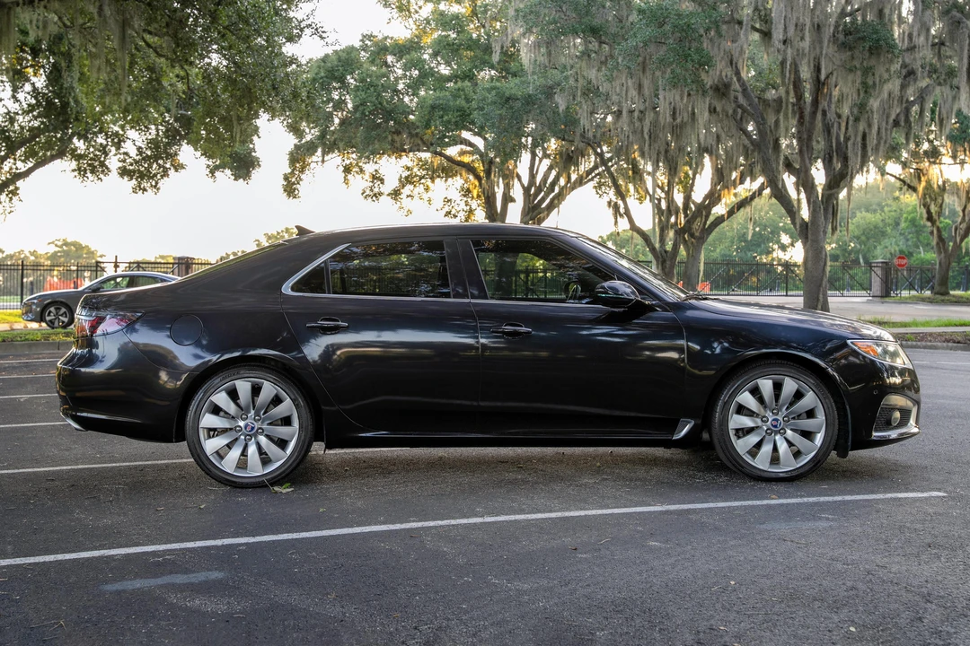 2011 Saab 9-5 2nd Gen - Image 9 of 31