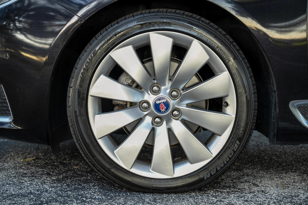 2011 Saab 9-5 2nd Gen - Image 12 of 31