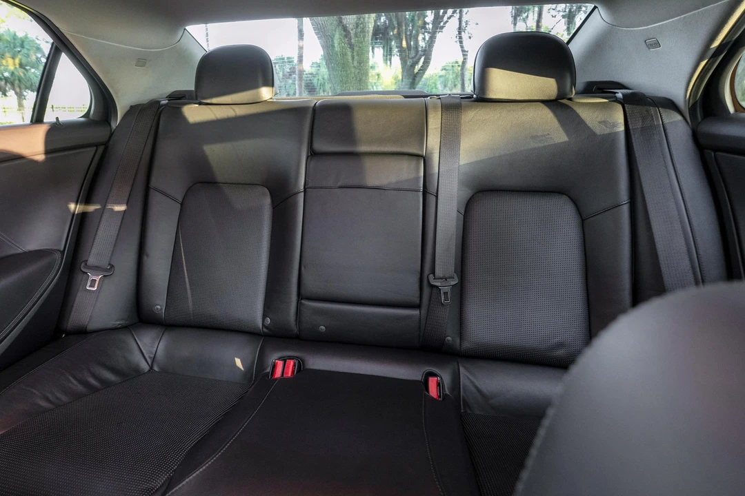 2011 Saab 9-5 2nd Gen - Image 18 of 31