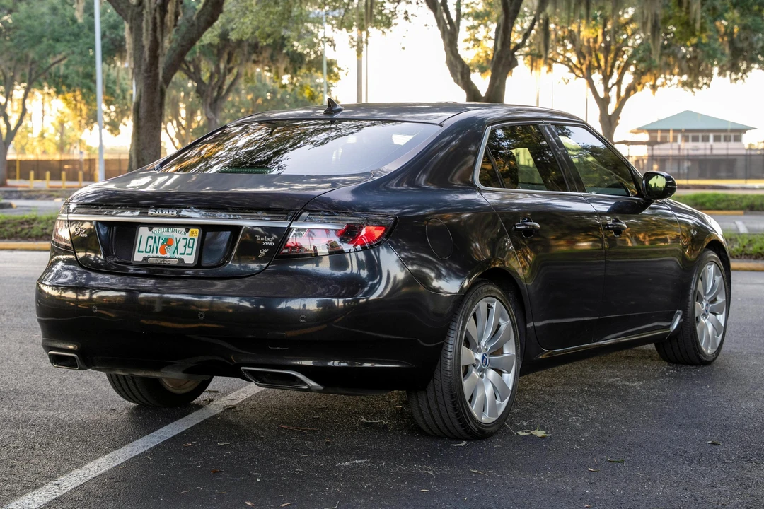 2011 Saab 9-5 2nd Gen - Image 4 of 31