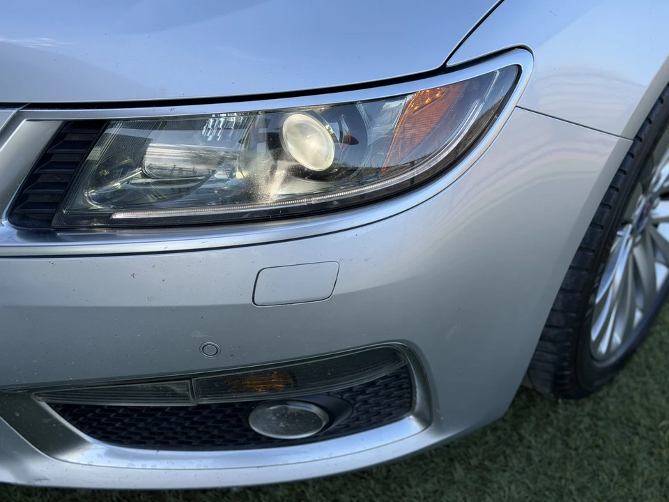 2011 Saab 9-5 2nd Gen - Image 23 of 31