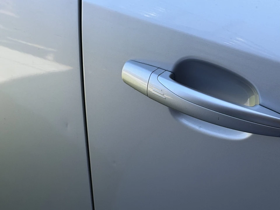 2011 Saab 9-5 2nd Gen - Image 28 of 31