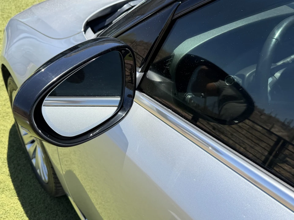 2011 Saab 9-5 2nd Gen - Image 29 of 31