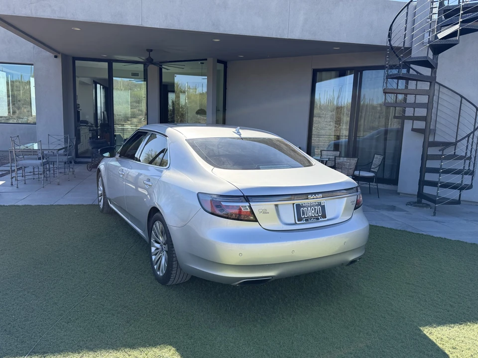 2011 Saab 9-5 2nd Gen - Image 16 of 31
