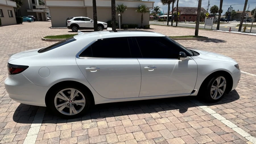 2011 Saab 9-5 2nd Gen - Image 2 of 14