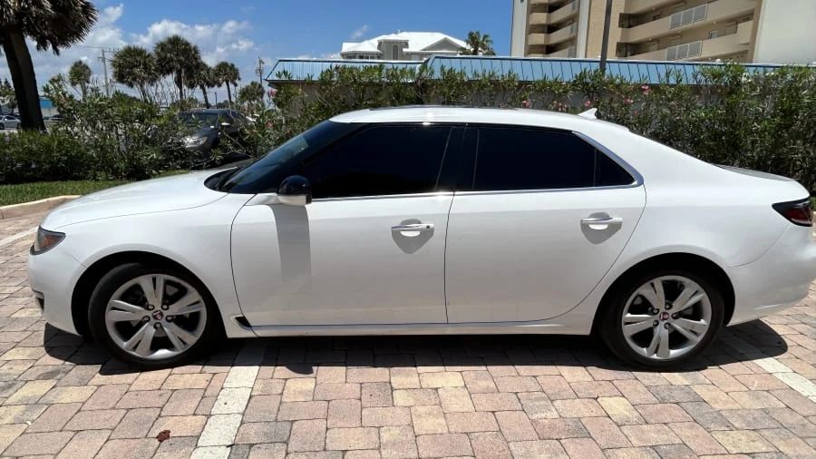 2011 Saab 9-5 2nd Gen - Image 8 of 14