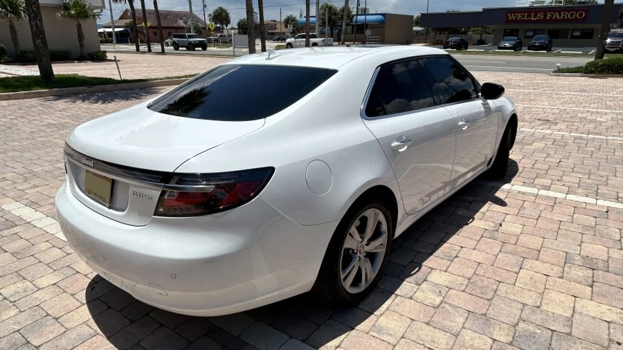 2011 Saab 9-5 2nd Gen - Image 3 of 14