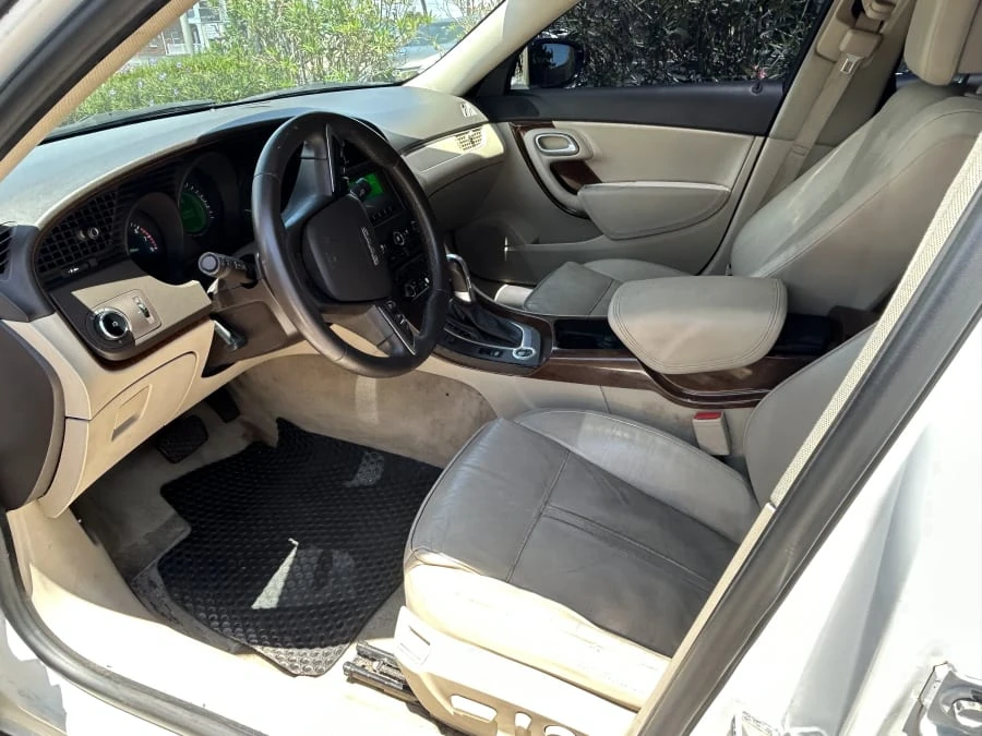 2011 Saab 9-5 2nd Gen - Image 10 of 14