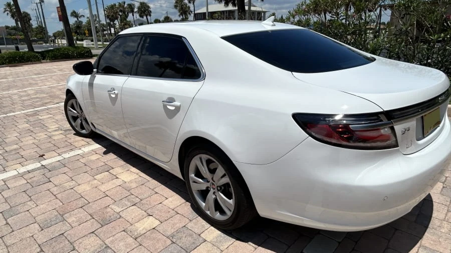 2011 Saab 9-5 2nd Gen - Image 6 of 14