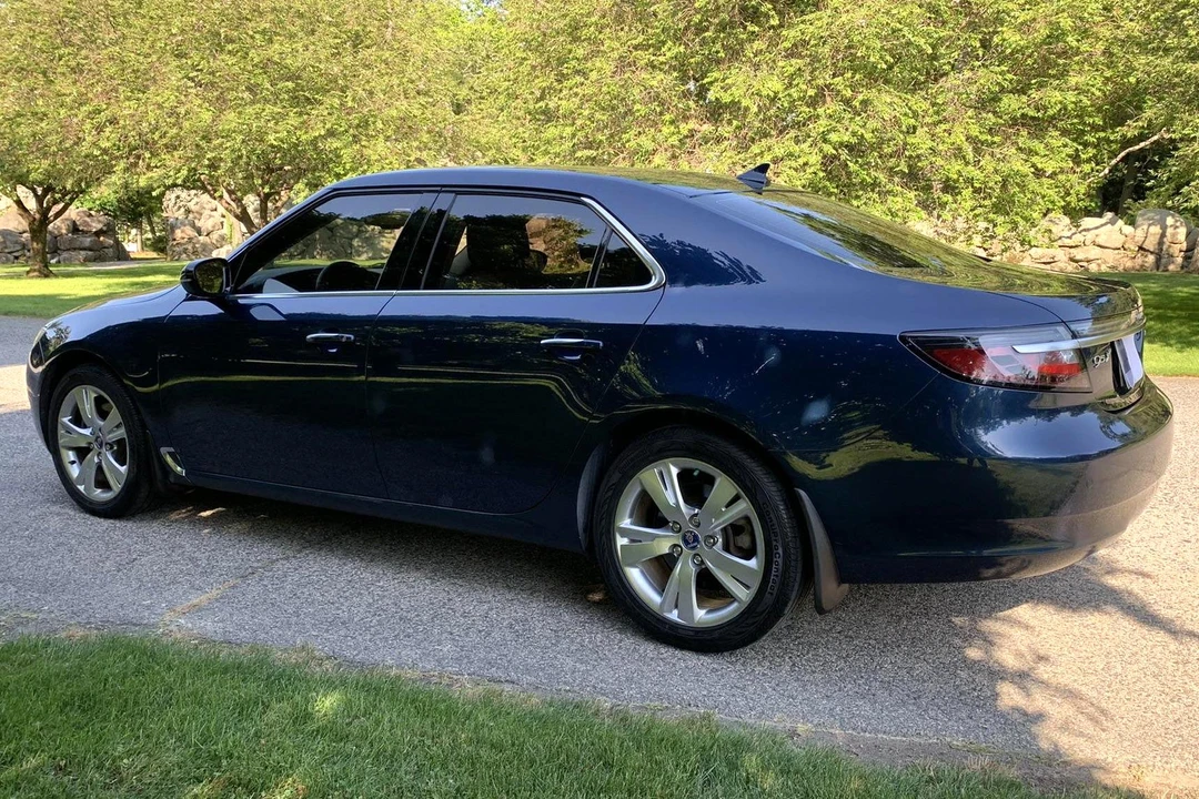 2011 Saab 9-5 2nd Gen - Image 4 of 9