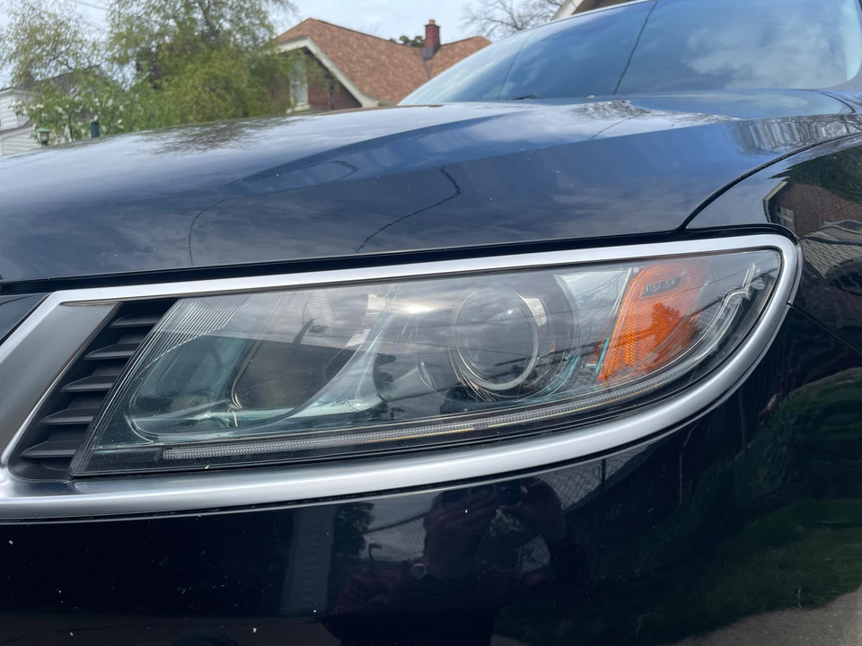 2011 Saab 9-5 2nd Gen - Image 25 of 31