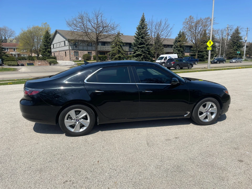2011 Saab 9-5 2nd Gen - Image 17 of 31