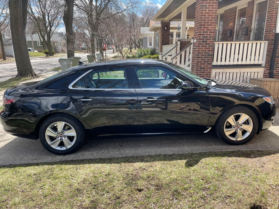 2011 Saab 9-5 2nd Gen - Image 19 of 31
