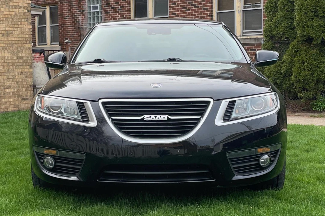 2011 Saab 9-5 2nd Gen - Image 2 of 31