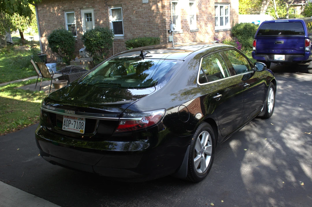 2011 Saab 9-5 2nd Gen - Image 14 of 25