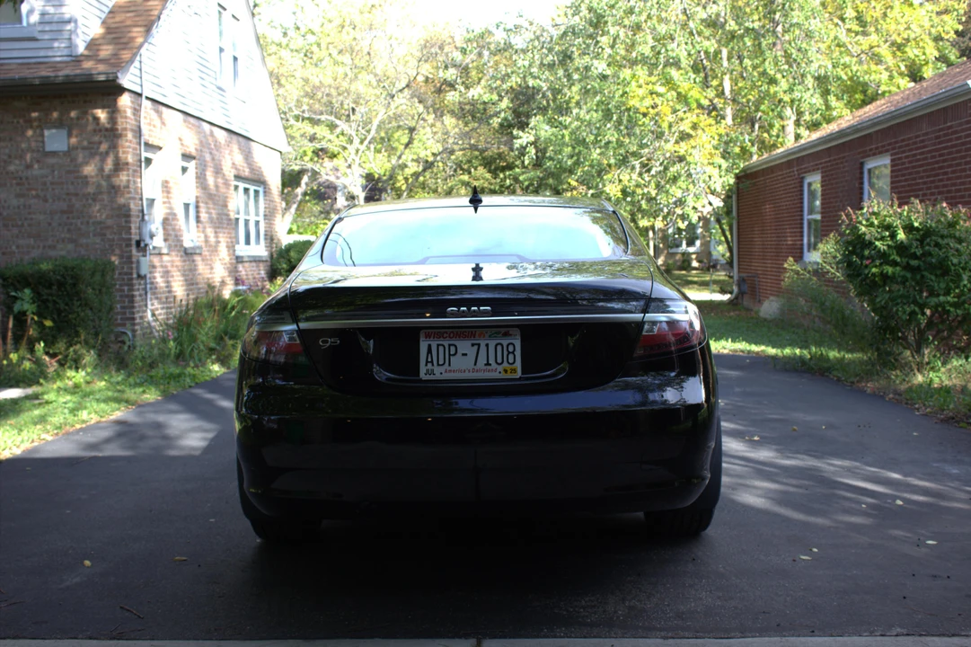 2011 Saab 9-5 2nd Gen - Image 12 of 25