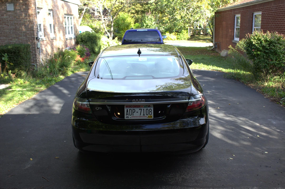 2011 Saab 9-5 2nd Gen - Image 13 of 25