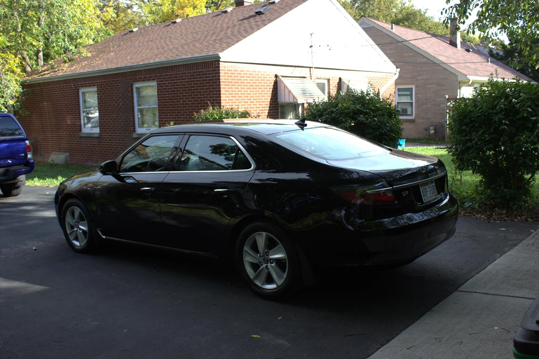 2011 Saab 9-5 2nd Gen - Image 11 of 25