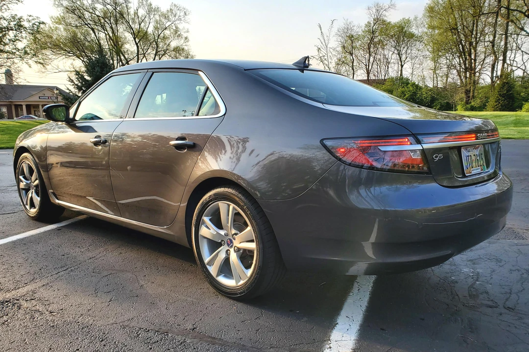 2011 Saab 9-5 2nd Gen - Image 4 of 31